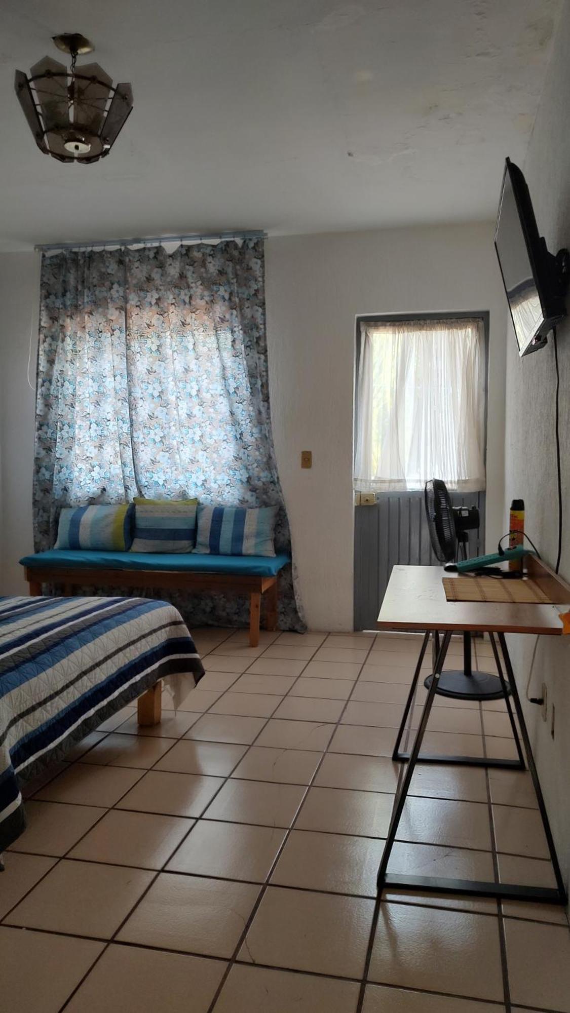 Habitacion Privada En Casa De Huespedes Guadalajara Exterior foto